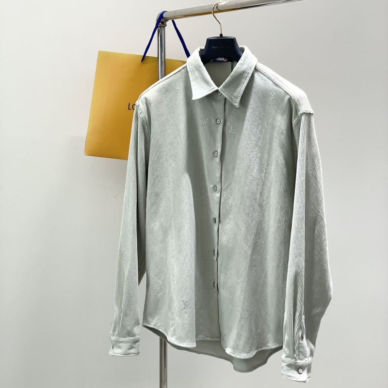 l0vis Vvtt0n t-shirt